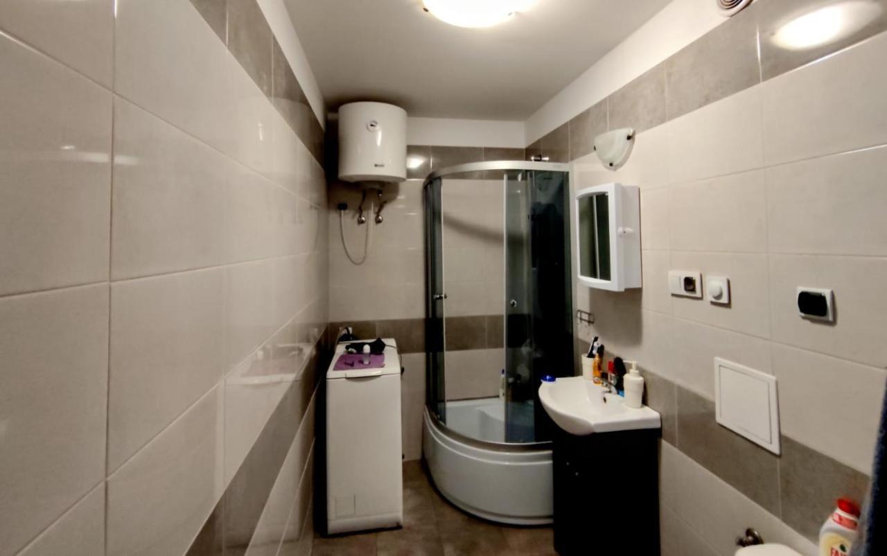 Apartment In The Heart Of Kazimierz Краков Экстерьер фото